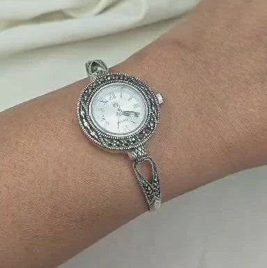 Classic Silver Round Dial Watch