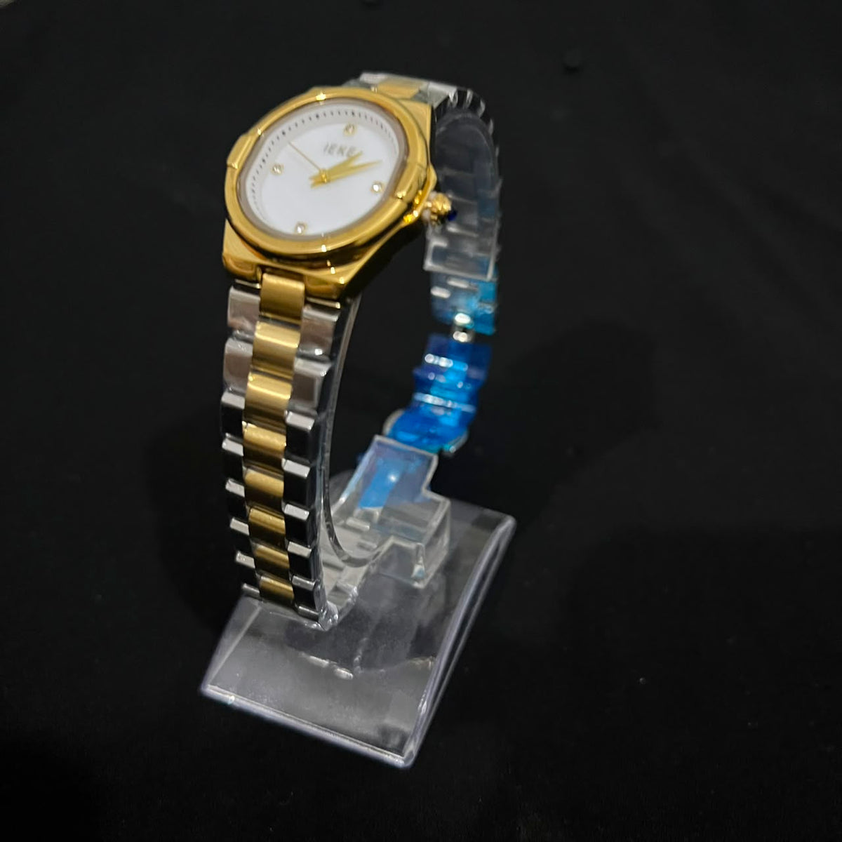 Ivory Horizon Two Tone