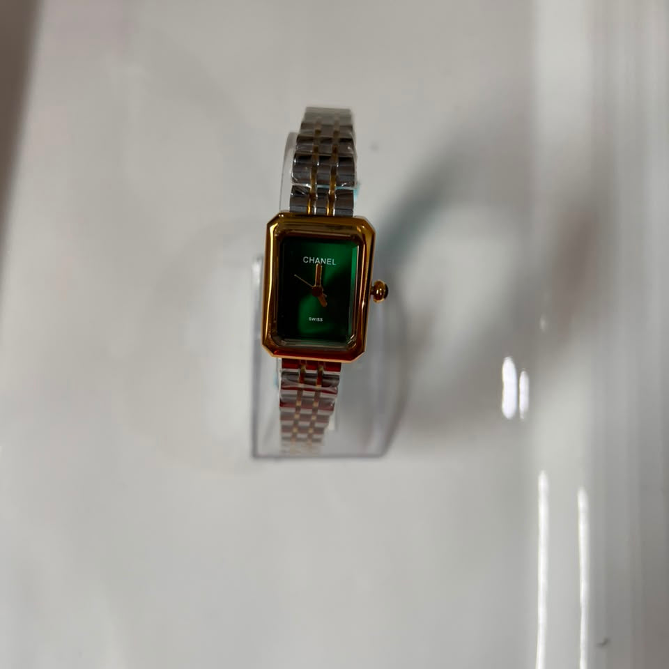 Channel Two Tone Square Dial