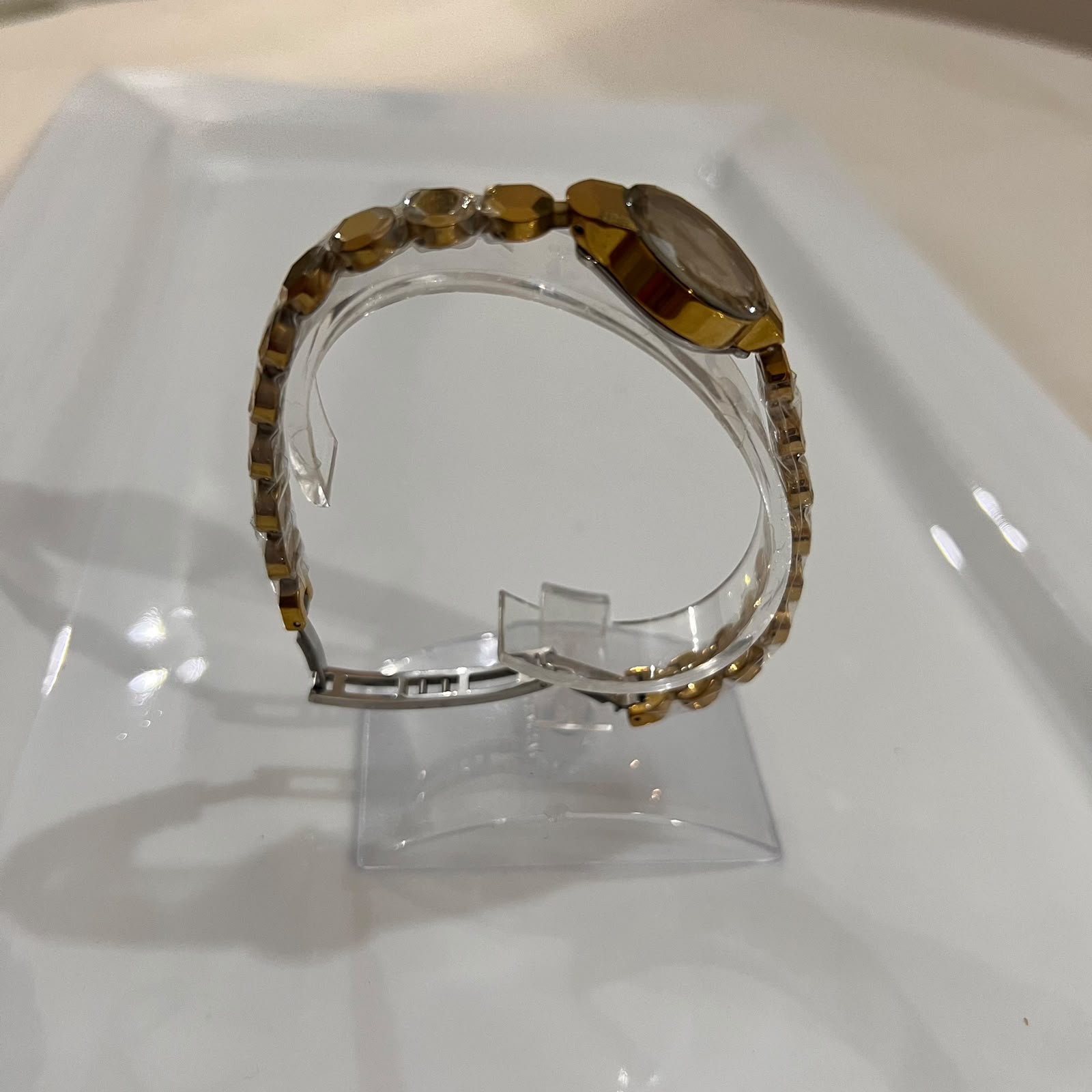Geometric Diamond-Cut Gold Bracelet Watch