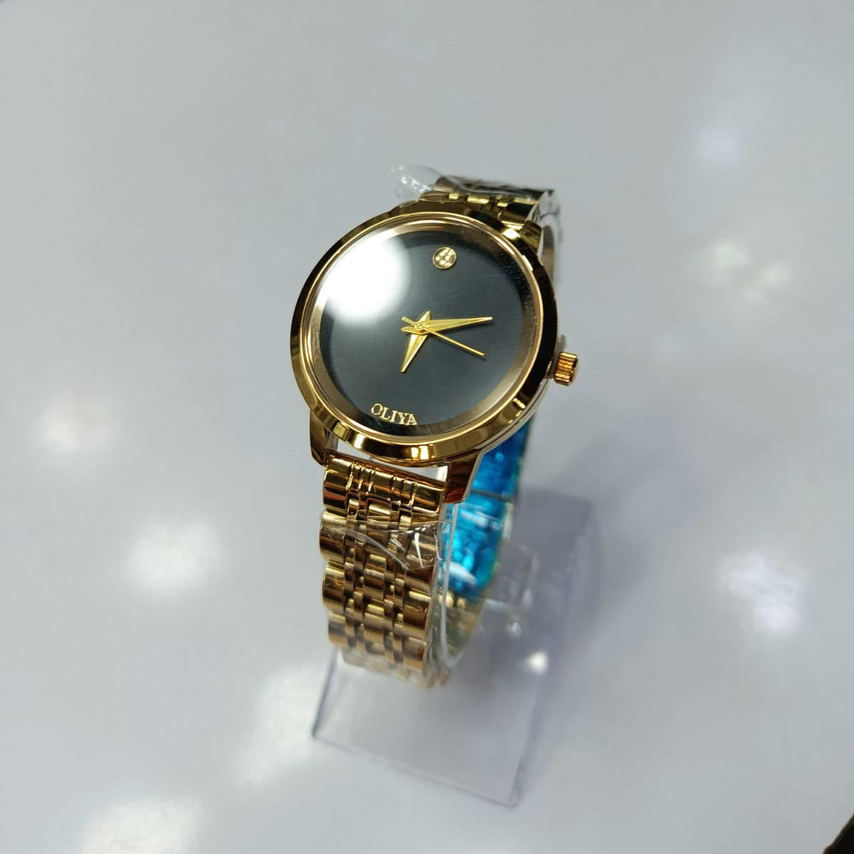 Oliya Minimalist Gold Quartz Watch for Women
