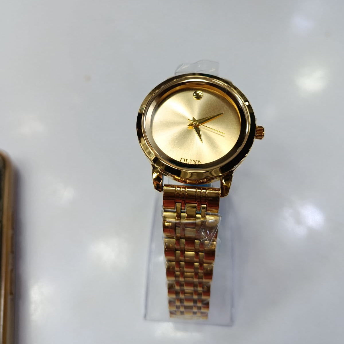 Oliya Minimalist Gold Quartz Watch for Women