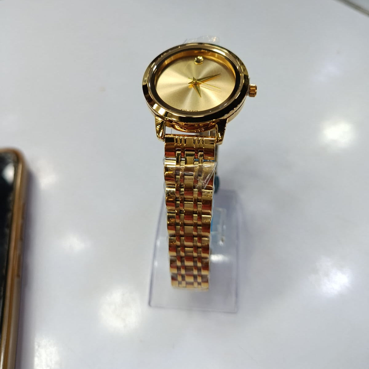 Oliya Minimalist Gold Quartz Watch for Women