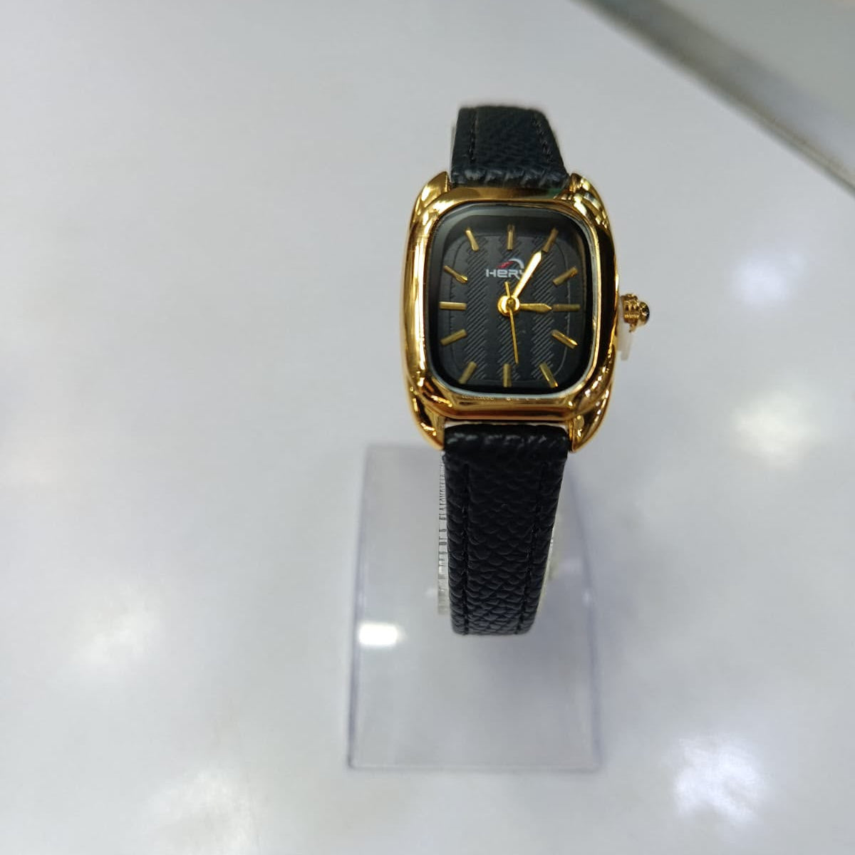 Vintage Square Quartz Watch
