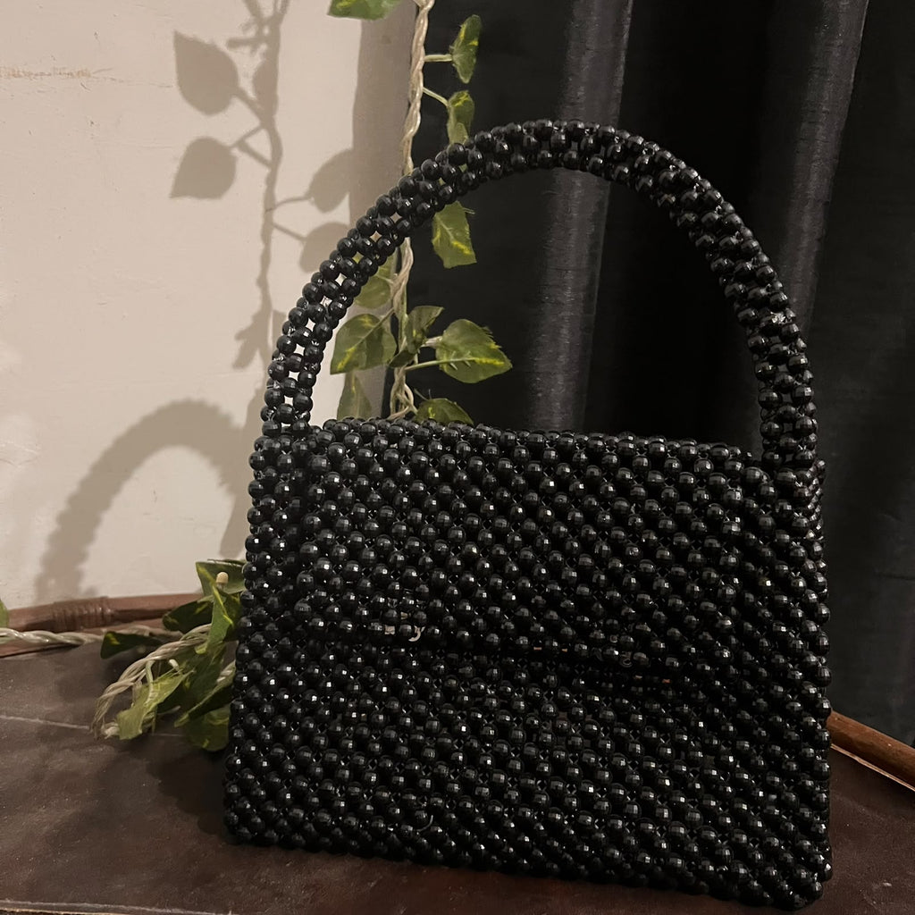 SMOKY CLUTCH